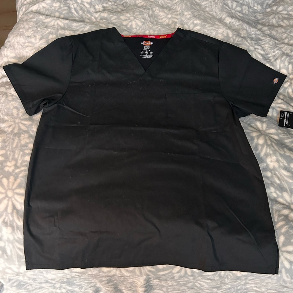 Dickies Unisex EDS Signature V-Neck Scrub Top